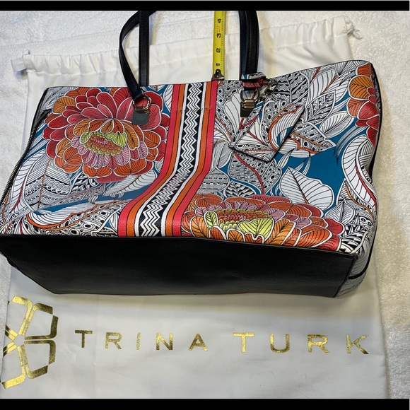 Trina Turk large tote - Picture 5 of 8